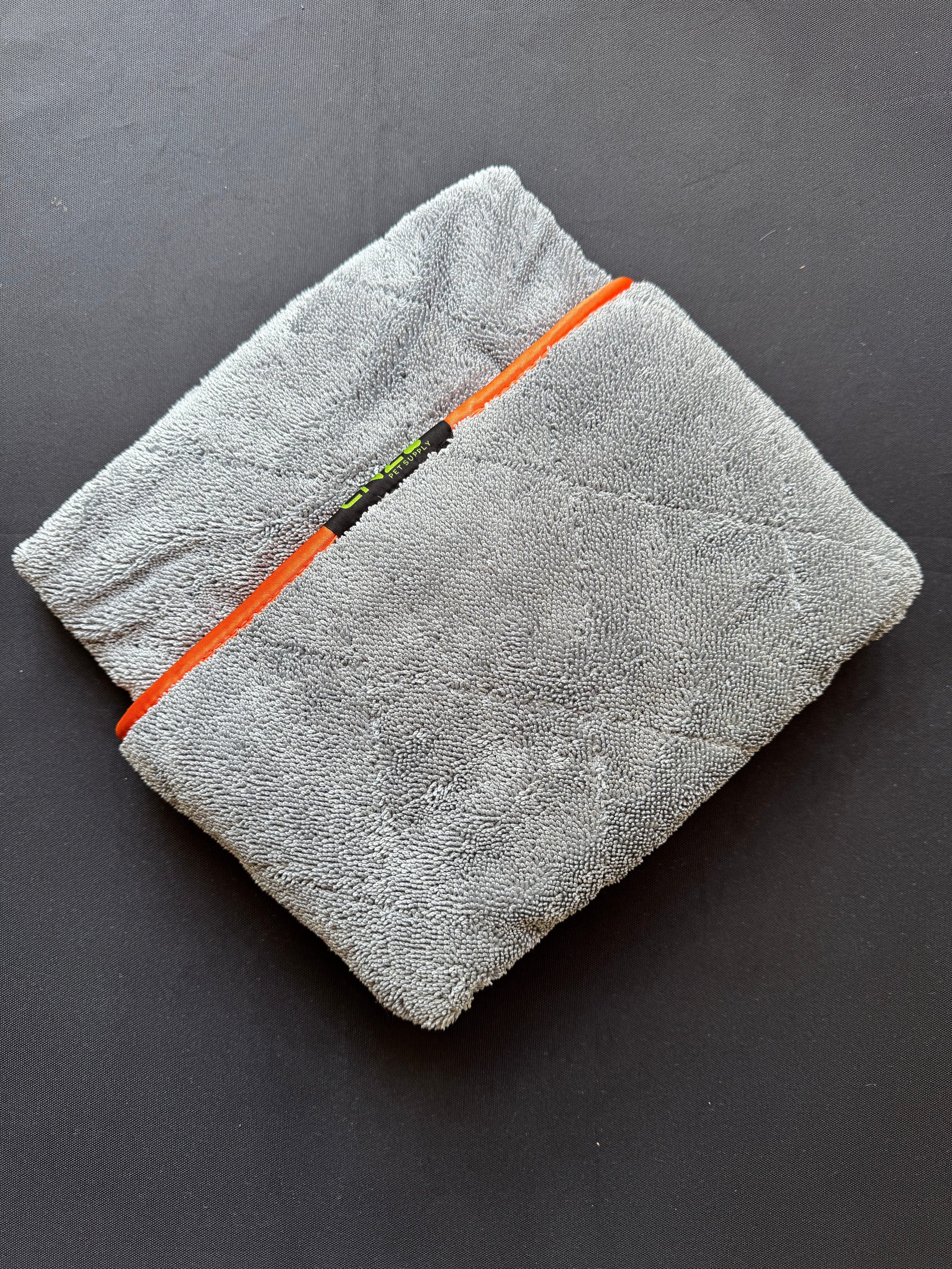 Enzo Dog Towel 28"x36" Medium