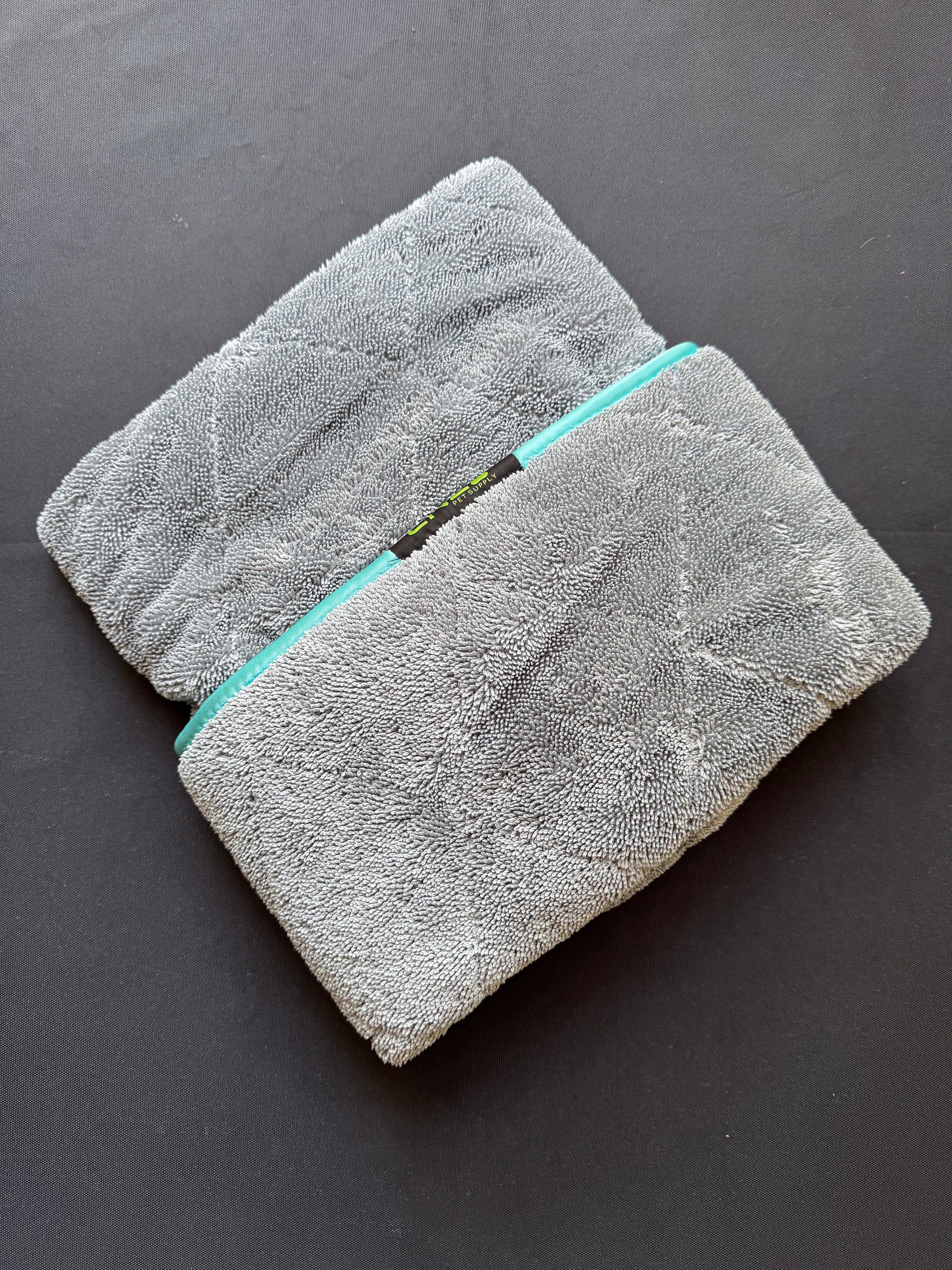 Enzo Dog Towel 28"x36" Medium